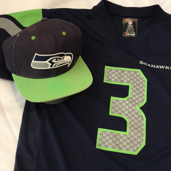 Seahawks jersey and cap - Picture 5 of 7